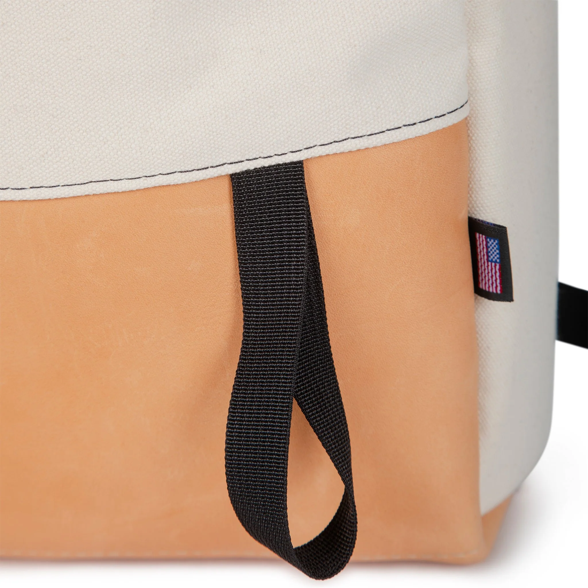 Daypack Heritage Canvas 22L Black - Image 6