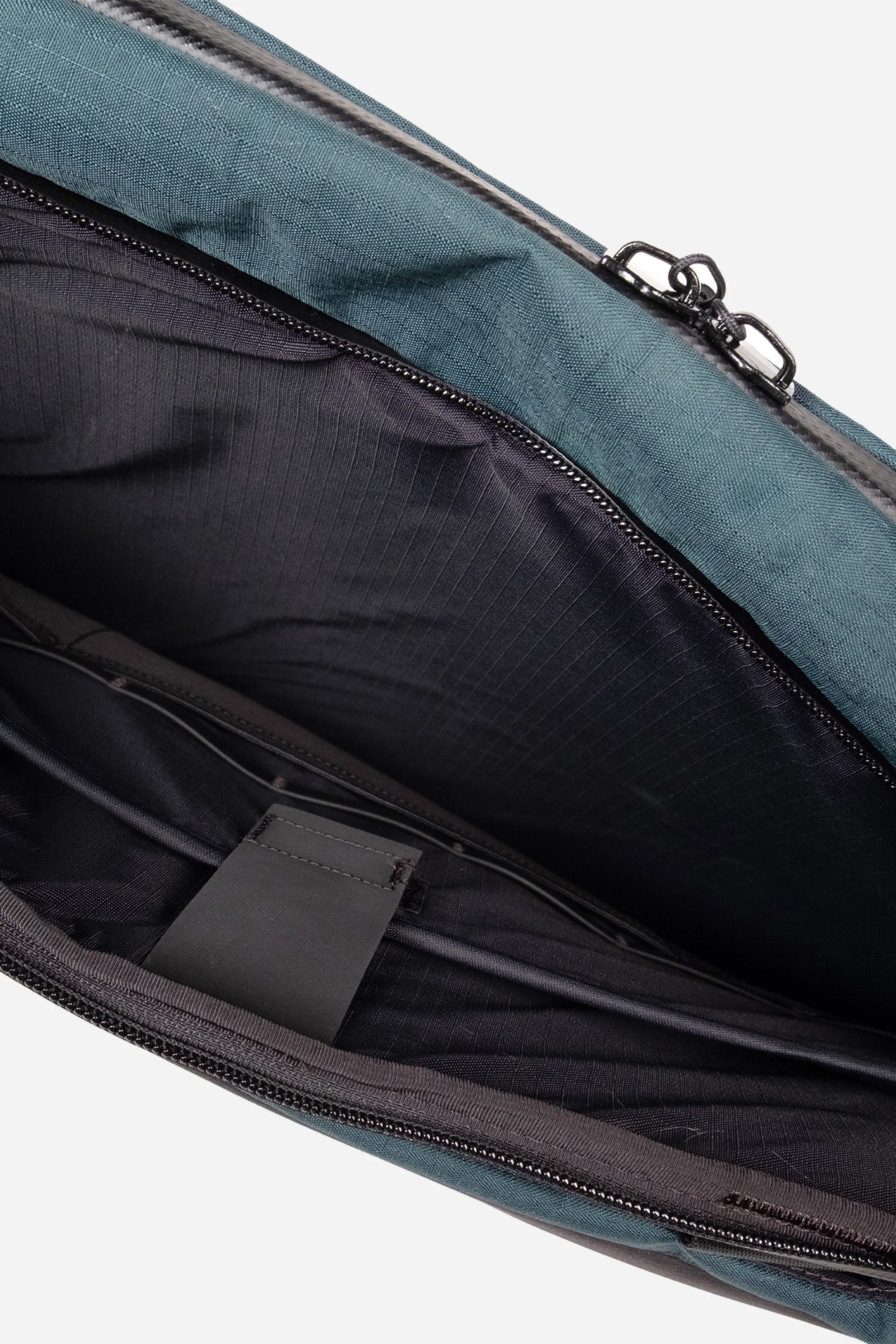 Global Pro 3-Way Briefcase 20L Black - Image 6