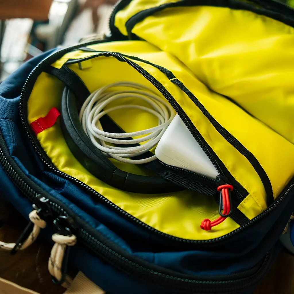 Commuter Backpack 25L Navy/Sahara - Image 9