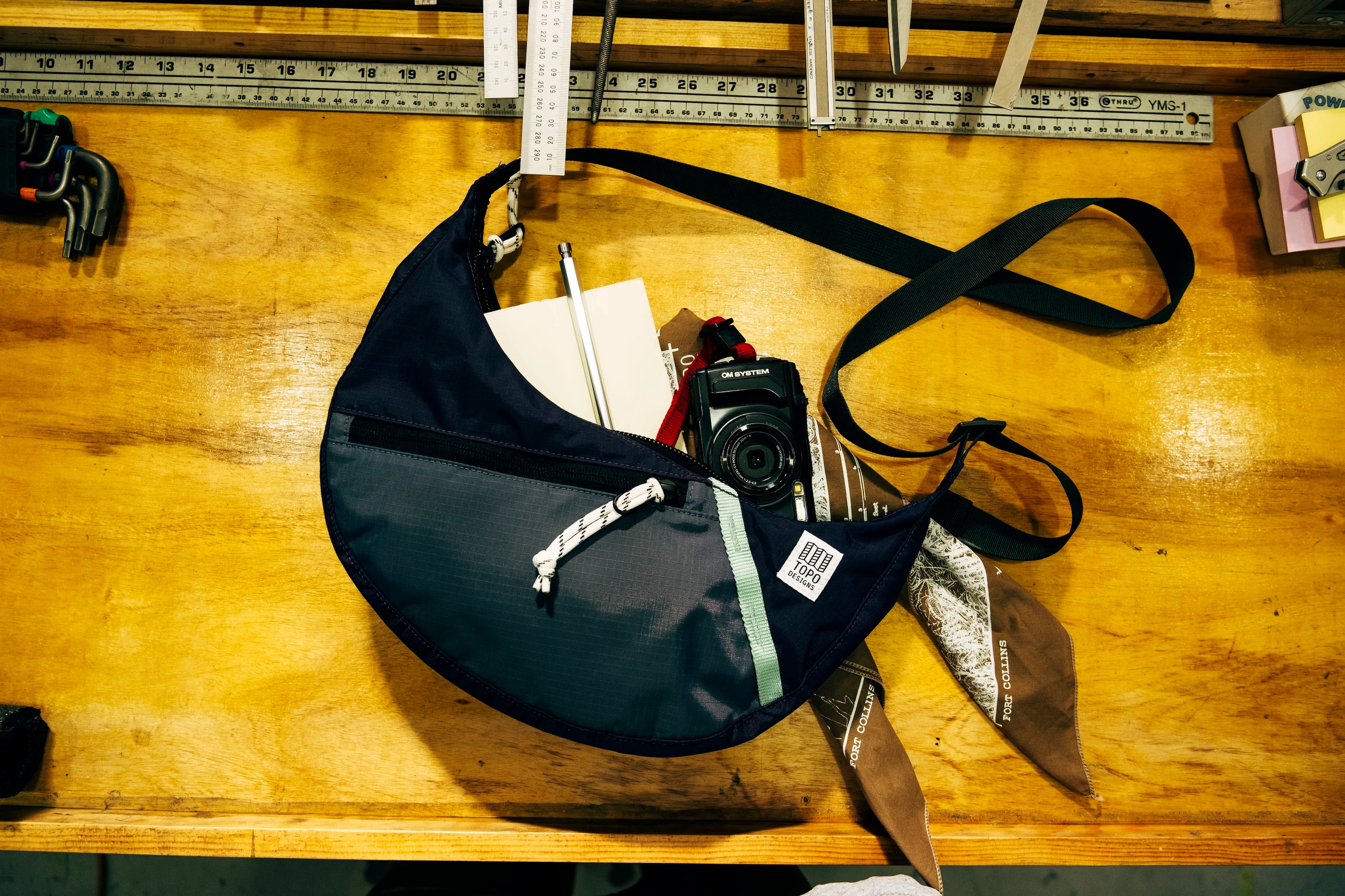Moonlight Crossbody Bag 4L Midnight/Caribbean - Image 12